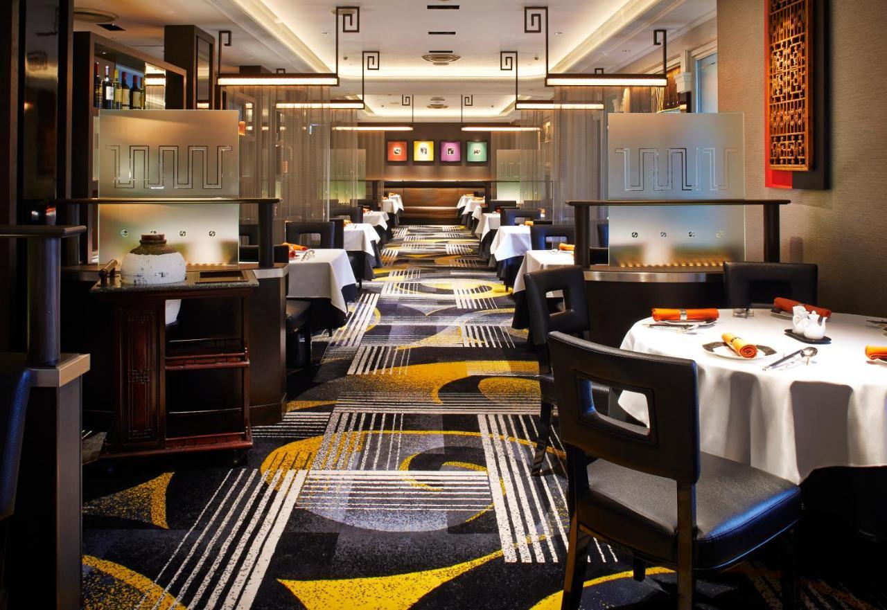 Hotel New Otani Hakata Фукуока Экстерьер фото Interior of the restaurant